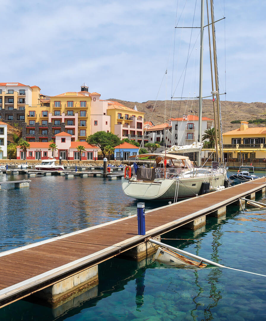 Ahşap yürüyüş yolları, iskele ve köprüler